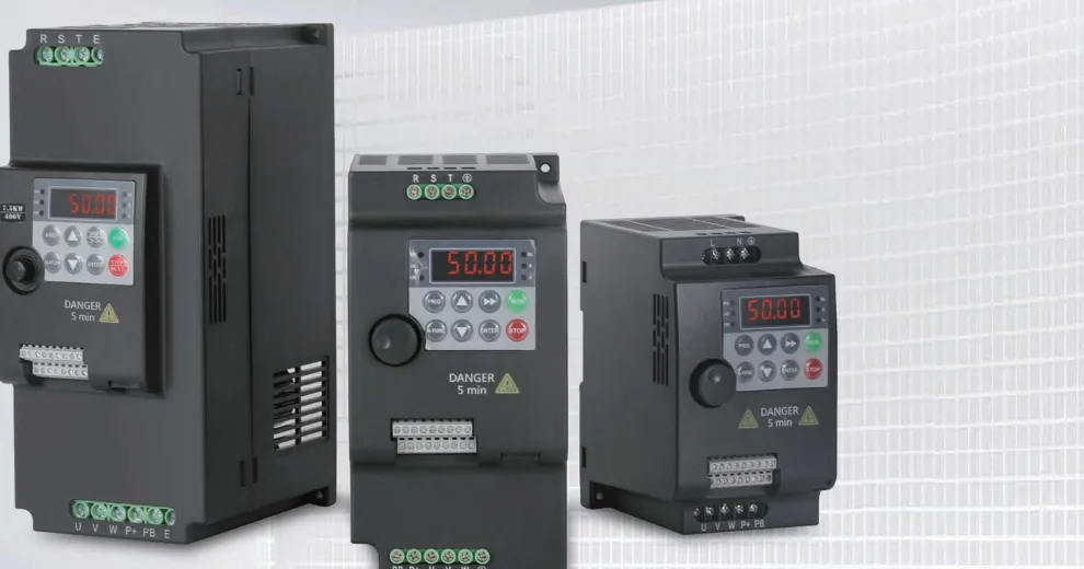 AX300